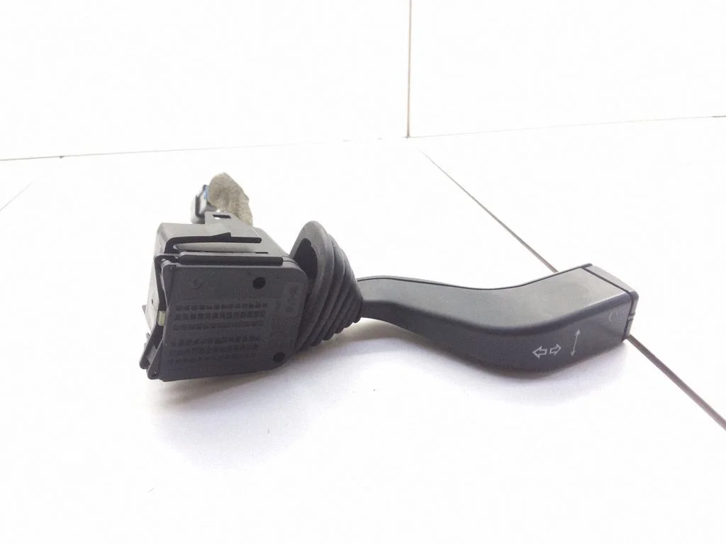 Pagriezienu/gaismu svira 24885