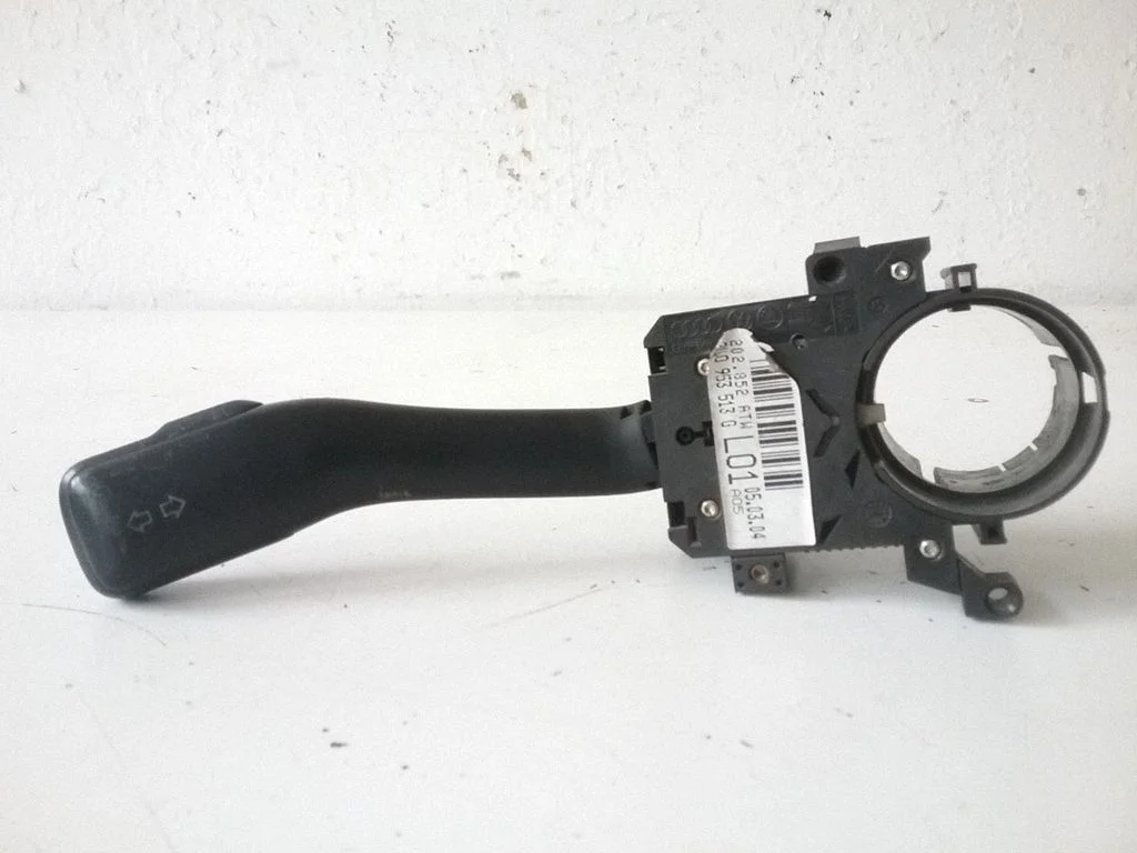 Suunatulede/tulede hoob – Volkswagen Passat B5.5 (2001-2005)