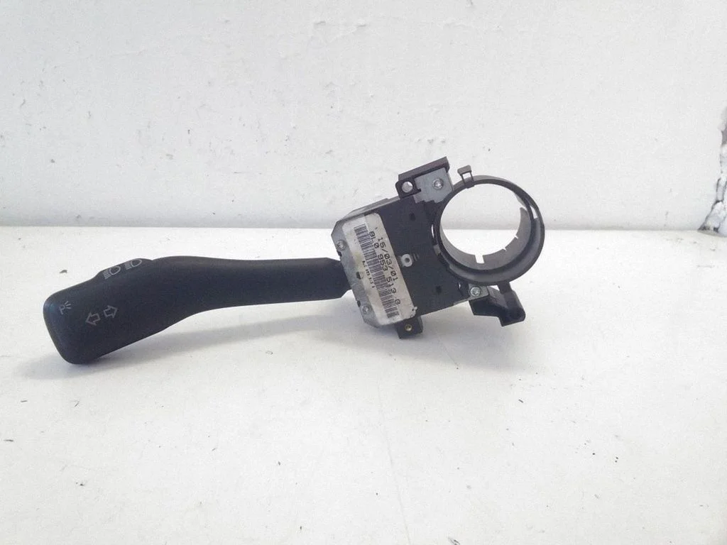 Suunatulede/tulede hoob – Volkswagen Passat B5 (1997-2000)