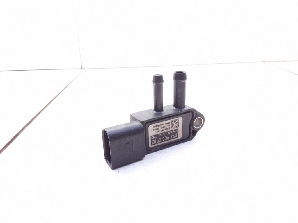 Exhaust gas pressure sensor 076906051B