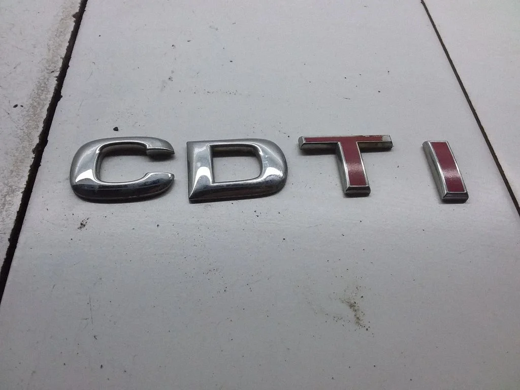 Manufacturers badge/model letters