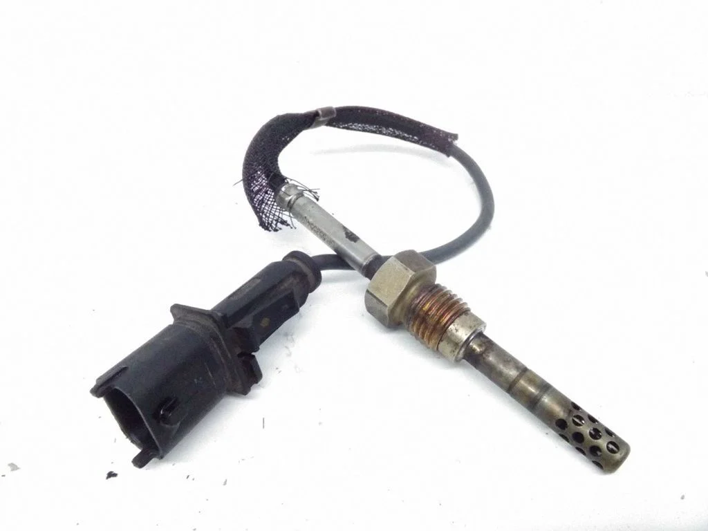 Exhaust gas temperature sensor – Opel Vectra C (2002-2005)