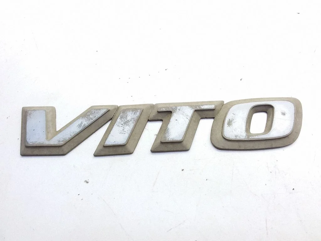 Manufacturers badge/model letters – Mercedes-Benz Vito Viano W638 (1996-2003)