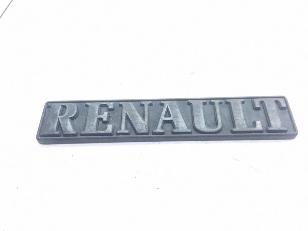 Manufacturers badge/model letters – Renault Espace I (1984-1991)