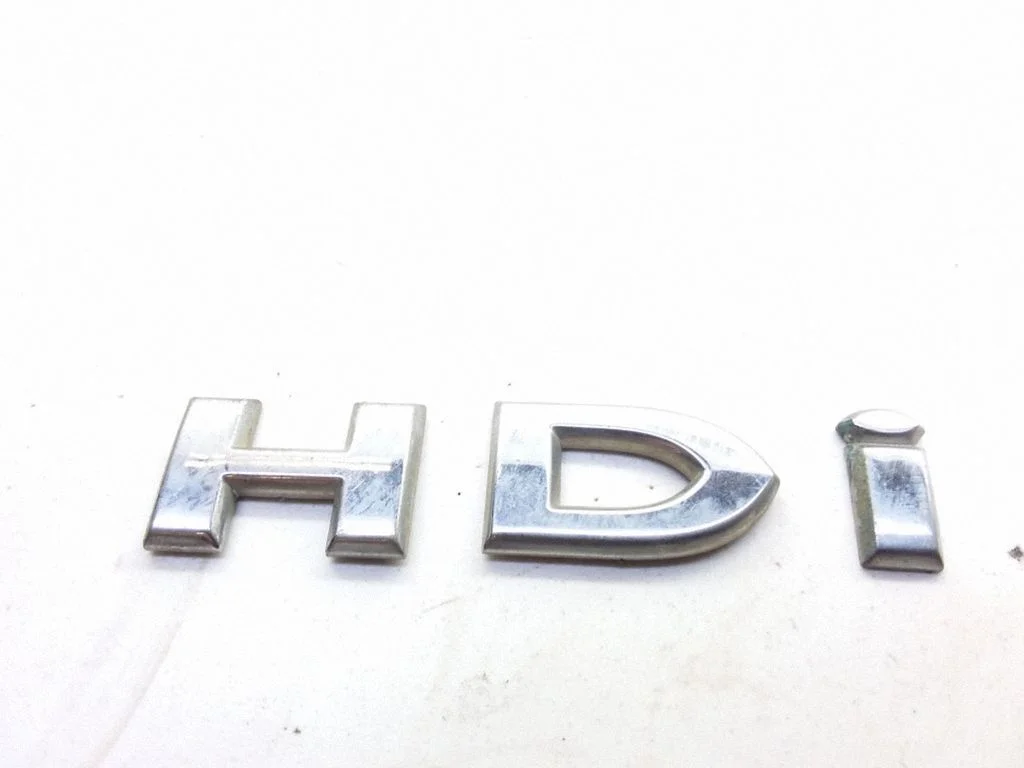 Manufacturers badge/model letters – Citroen C5 (2001-2004)