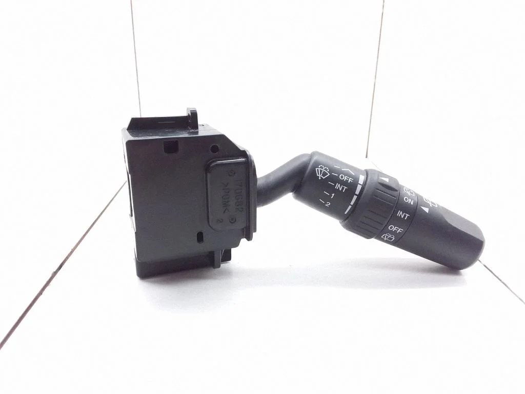 Wiper control stalk 17D682