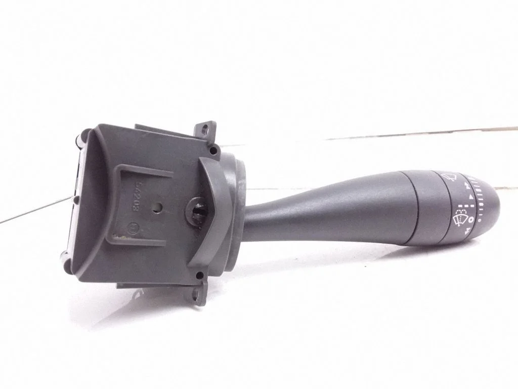 Logu tīrītāju svira XPE100321LNF