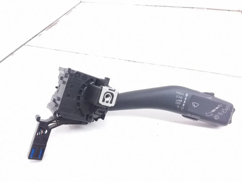 Klaasipuhastite hoob – Skoda Octavia Mk2 (1Z) (2004-2013)
