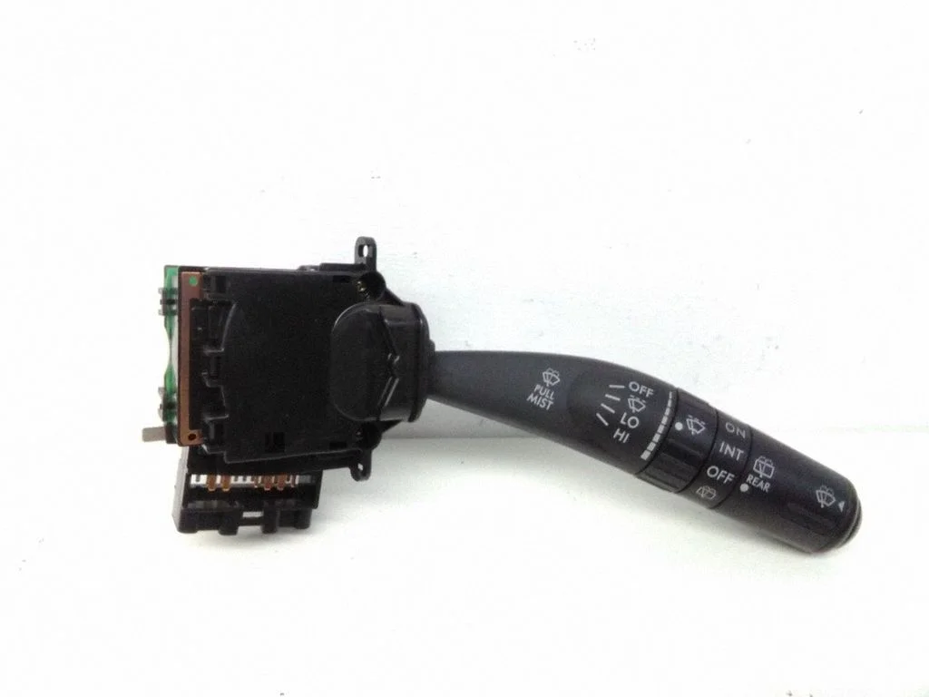 Wiper control stalk – Subaru Legacy (2004-2006)