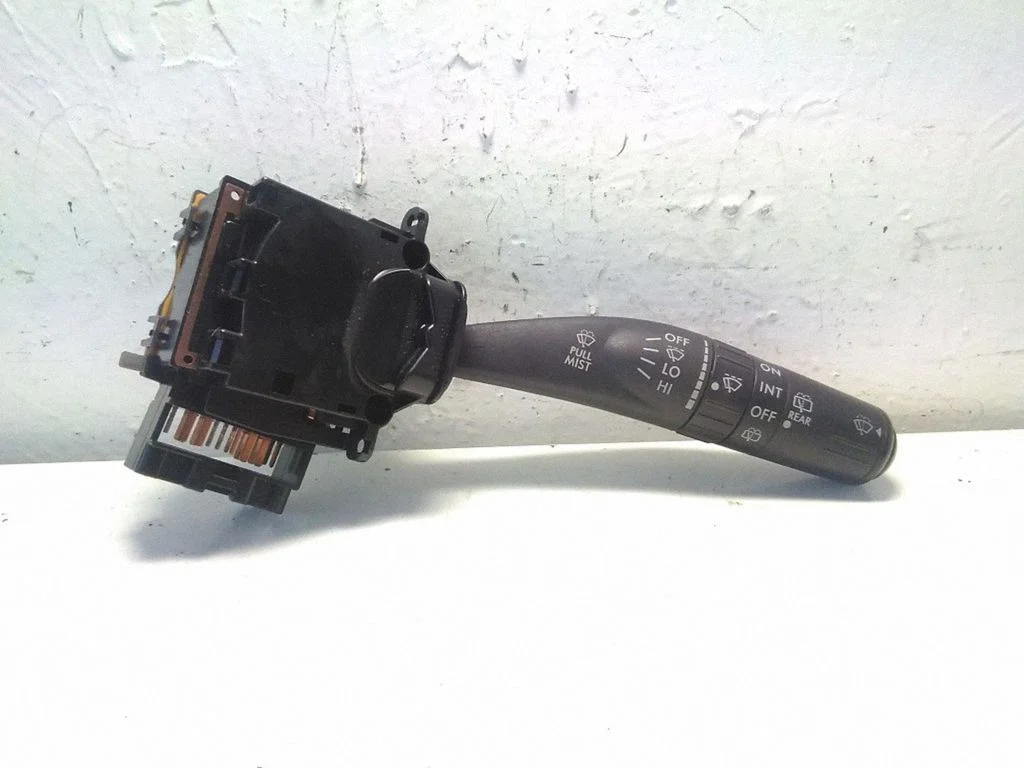 Wiper control stalk – Subaru Legacy (1999-2003)