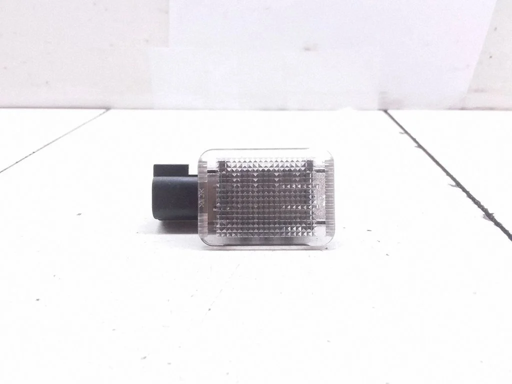 Other interior light 8687610