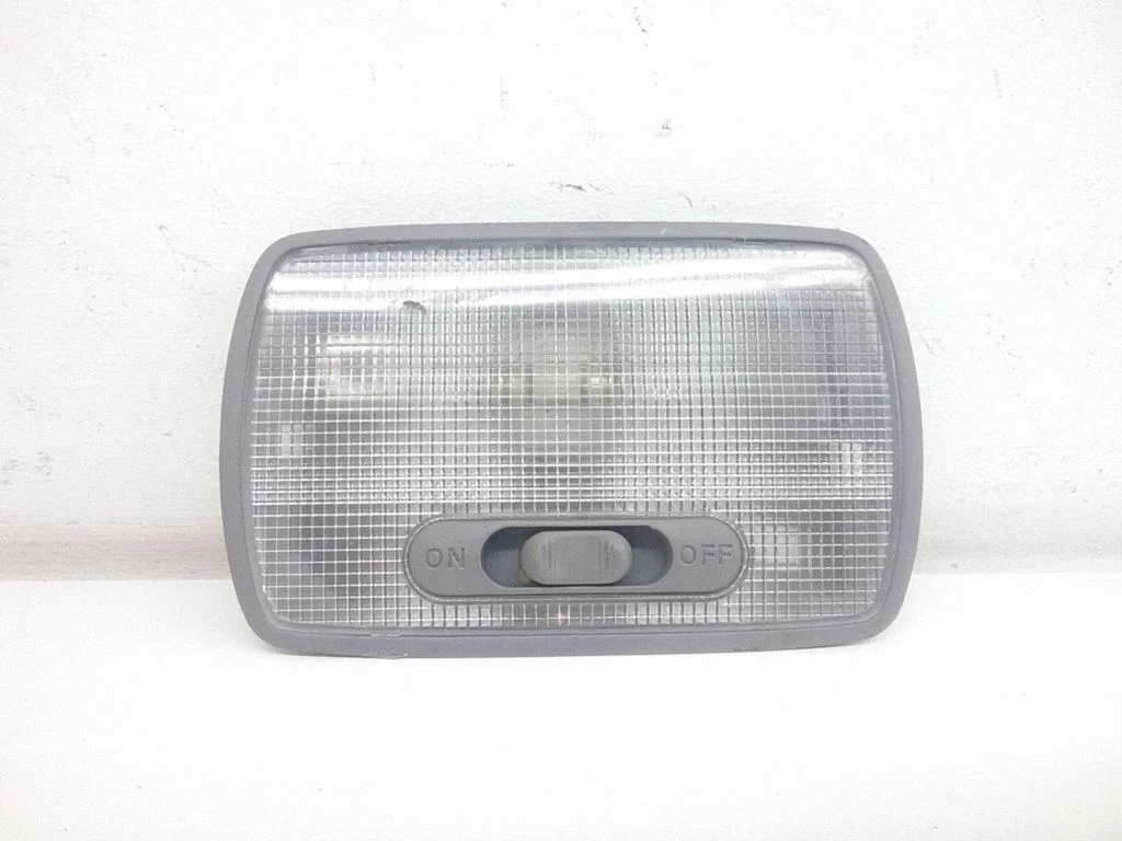 Other interior light – Honda CR-V (2002-2006)