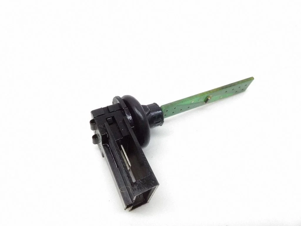 Salona temperatūras sensors B837784301