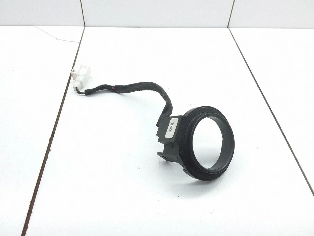 Immobiliser reader (aerial) – Mitsubishi Carisma (1996-1999)