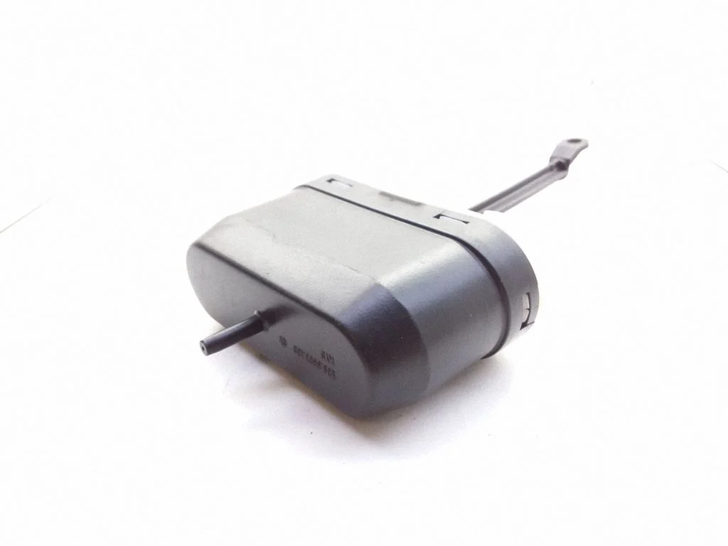 Centrālās atslēgas motoriņš 5399663130