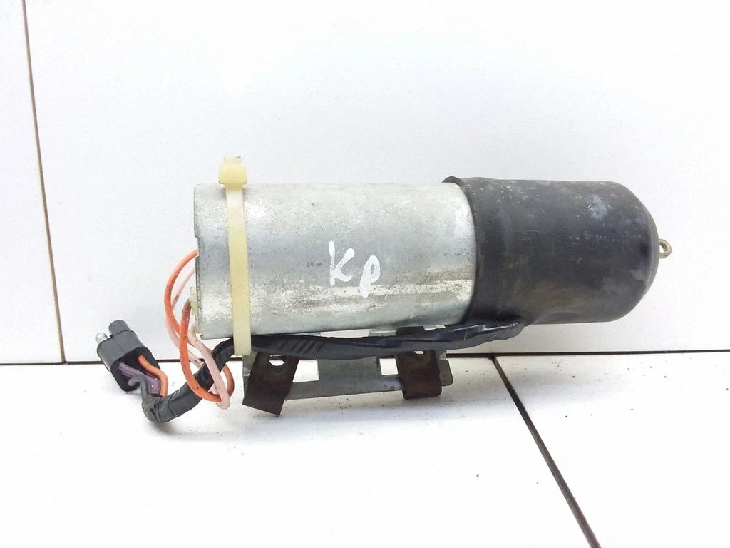 Kesklukustuse mootor 76581F