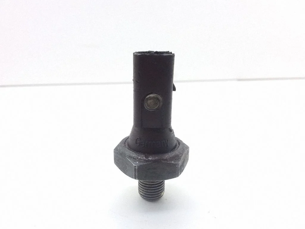 Oil pressure sensor