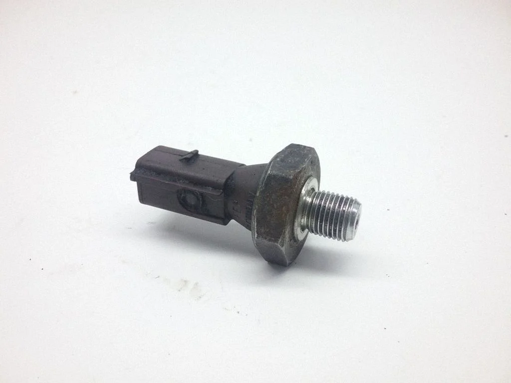 Oil pressure sensor