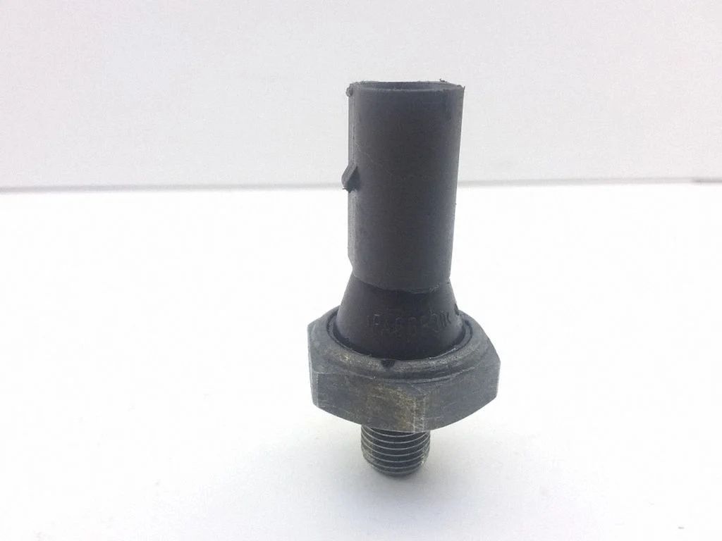 Oil pressure sensor