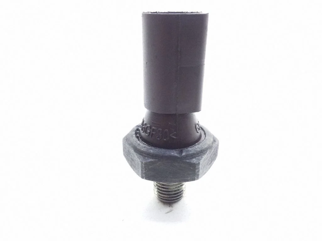 Oil pressure sensor