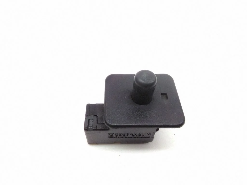 Rear door sensor – Mercedes-Benz E-Class W210 (1995-2002)
