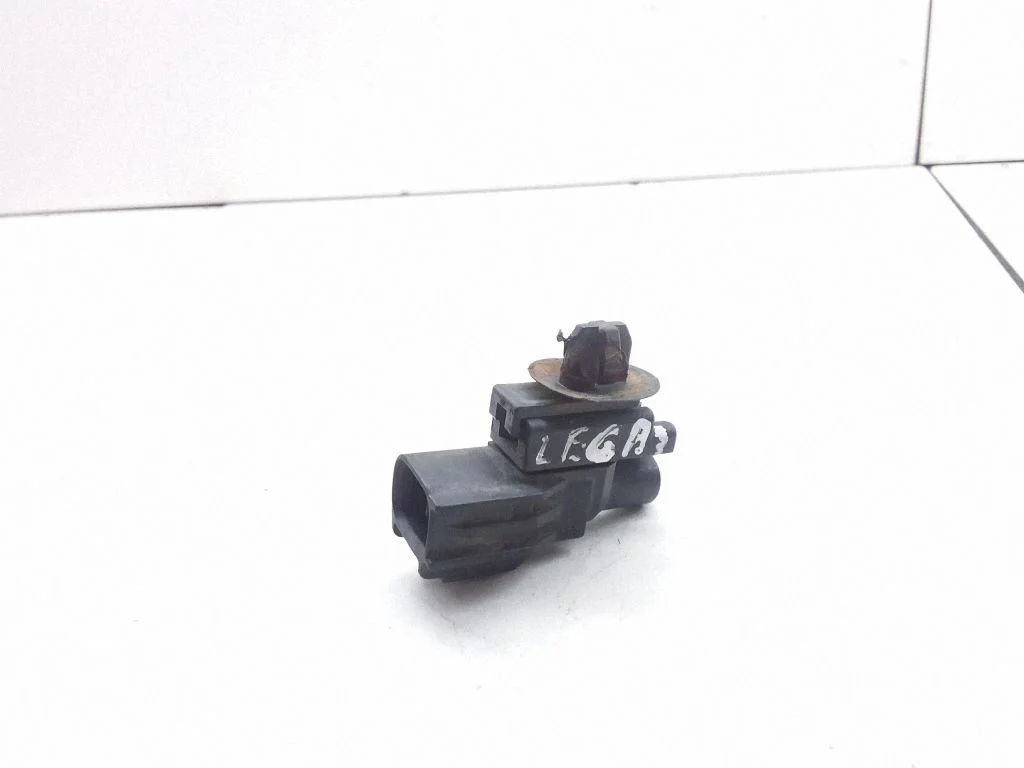 Outside/exterior temperature sensor – Subaru Legacy (2007-2009)