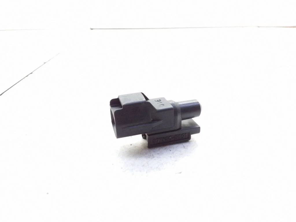 Outside/exterior temperature sensor – Toyota Matrix (E130) (2001-2008)