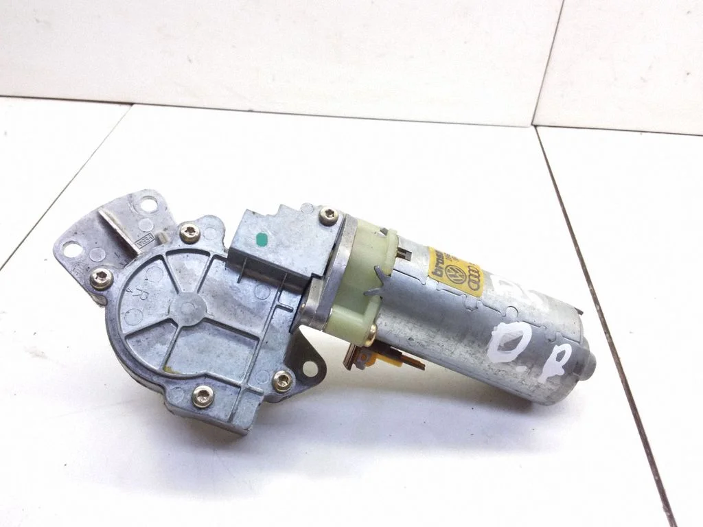 Seat adjustment motor – Audi A6 Allroad C5 (1999-2005)