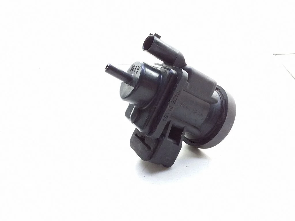Brake central valve – Mercedes-Benz E-Class W210 (1995-2002)