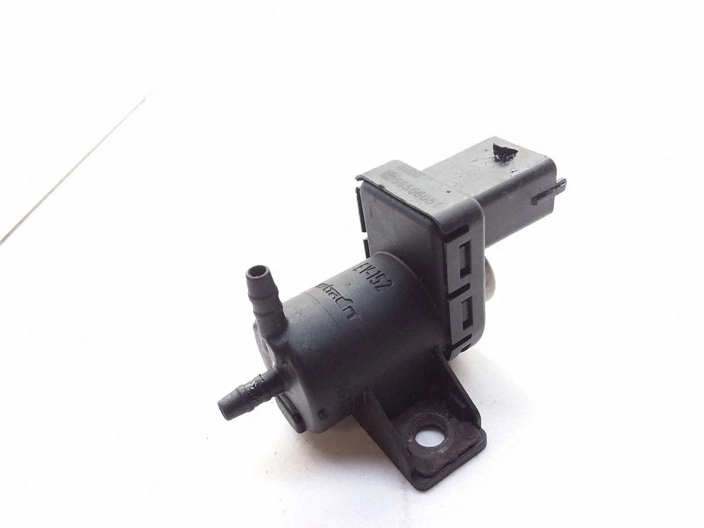 Brake central valve – Opel Insignia A (2008-2017)