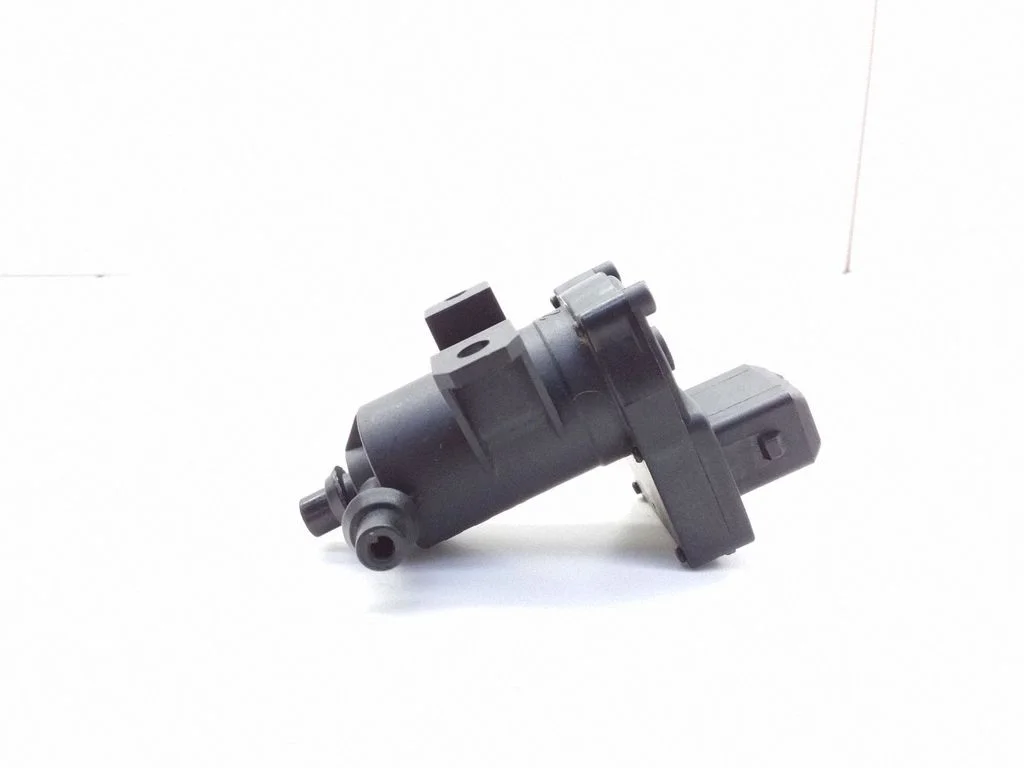 Brake central valve – Mercedes-Benz E-Class W210 (1995-2002)