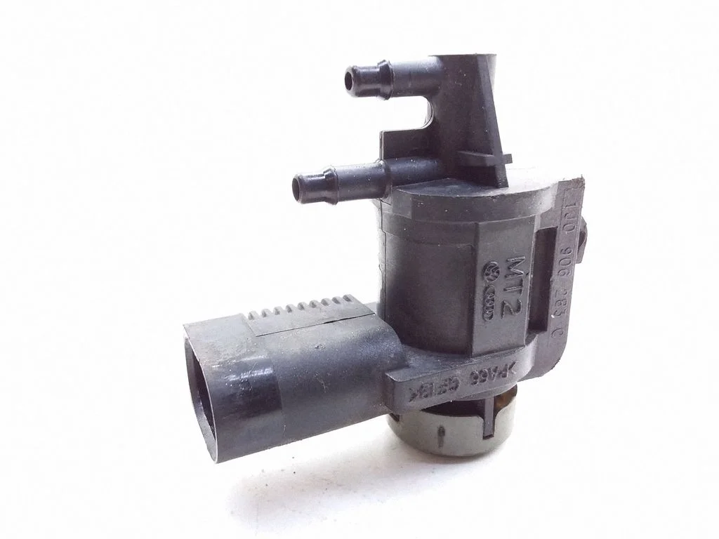 Brake central valve – Volkswagen Bora (1998-2005)