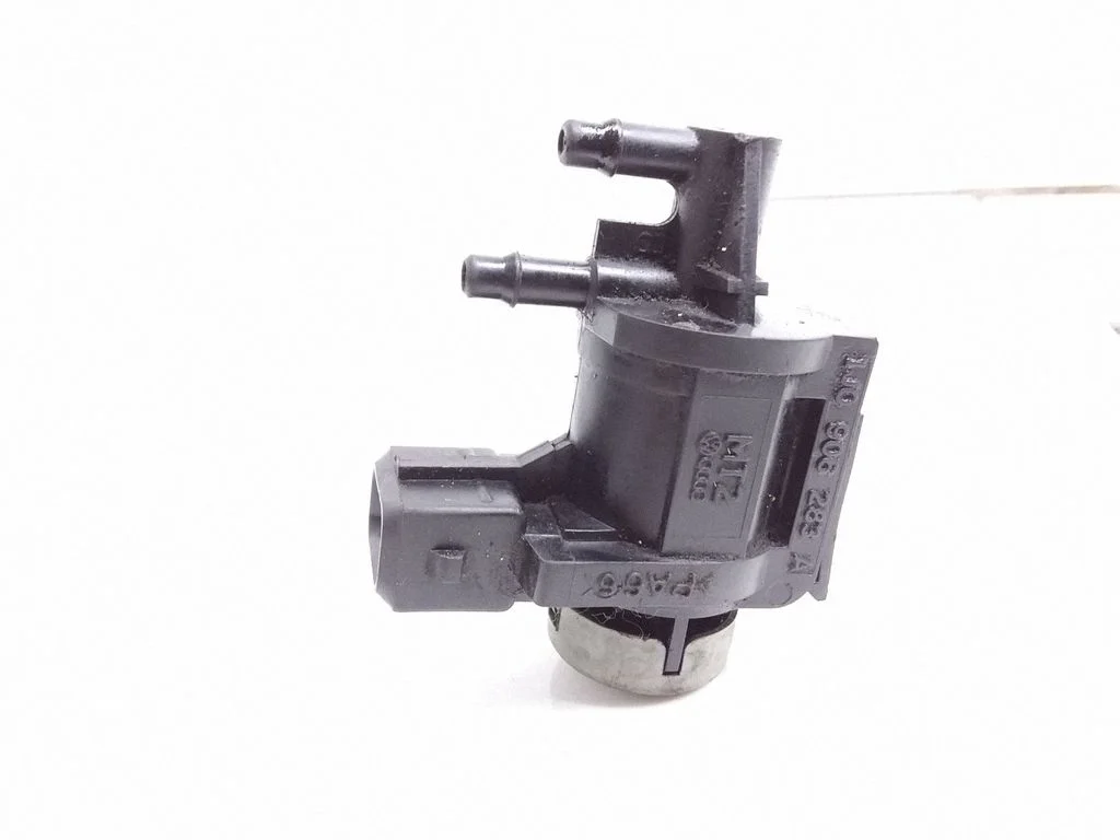Brake central valve – Volkswagen Passat B5.5 (2001-2005)