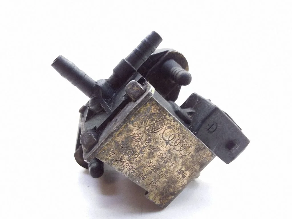 Brake central valve – Volkswagen Passat B4 (1994-1996)