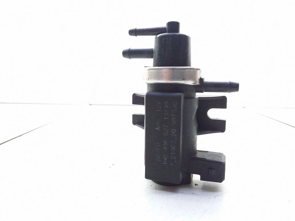 Brake central valve – Volkswagen Passat B5 (1997-2000)