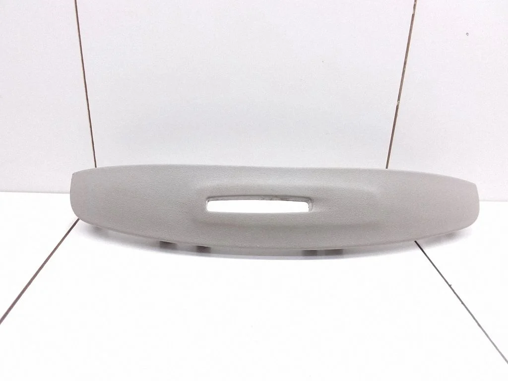 Panel trim 682628860R