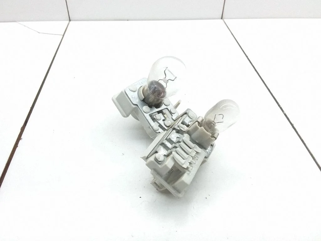 Tail light bulb cover holder 8P4945258A