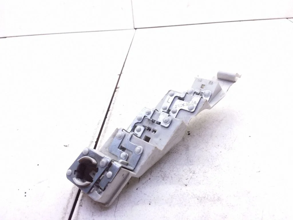 Pokrywa oprawki lampy tylnej – Volvo V50 (2004-2007)