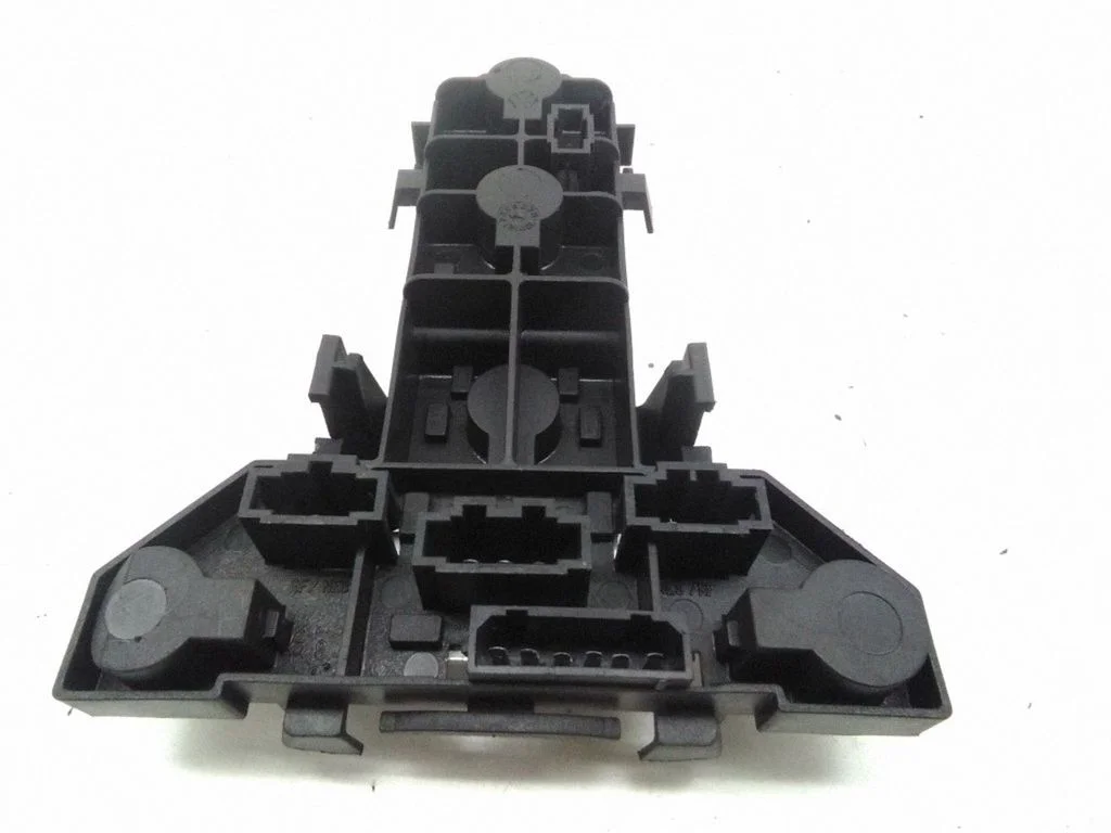 Pokrywa oprawki lampy tylnej – Volkswagen Golf IV (1998-2005)