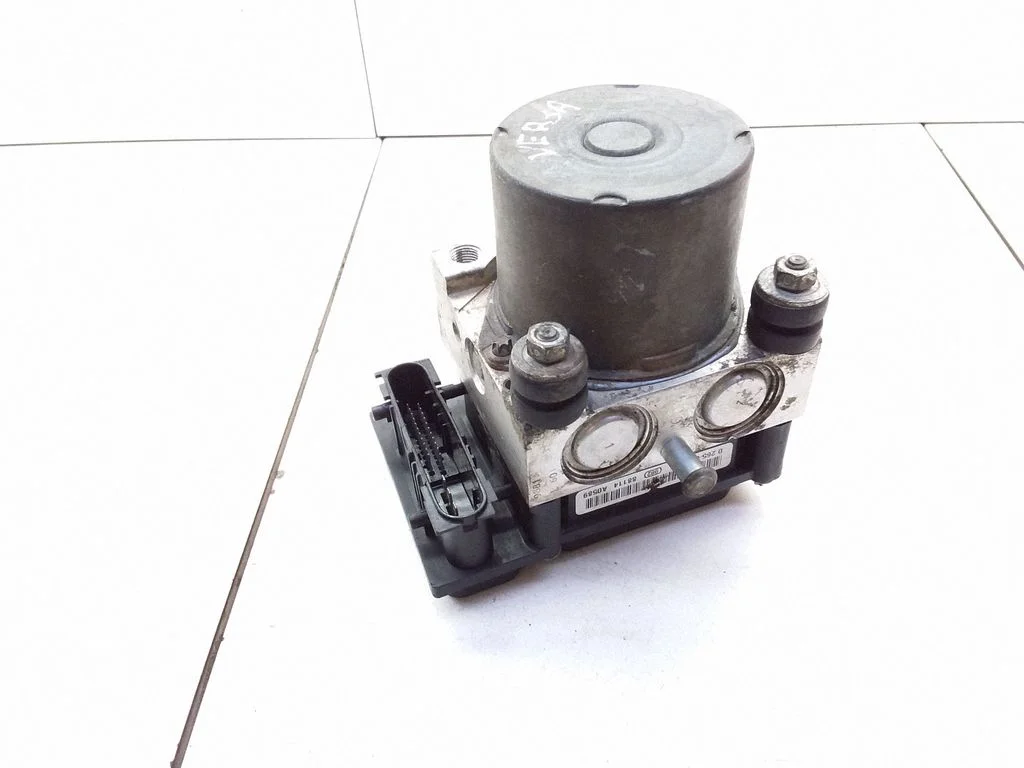 ABS-plokk 026523181602 – Nissan Versa (2006-2012)