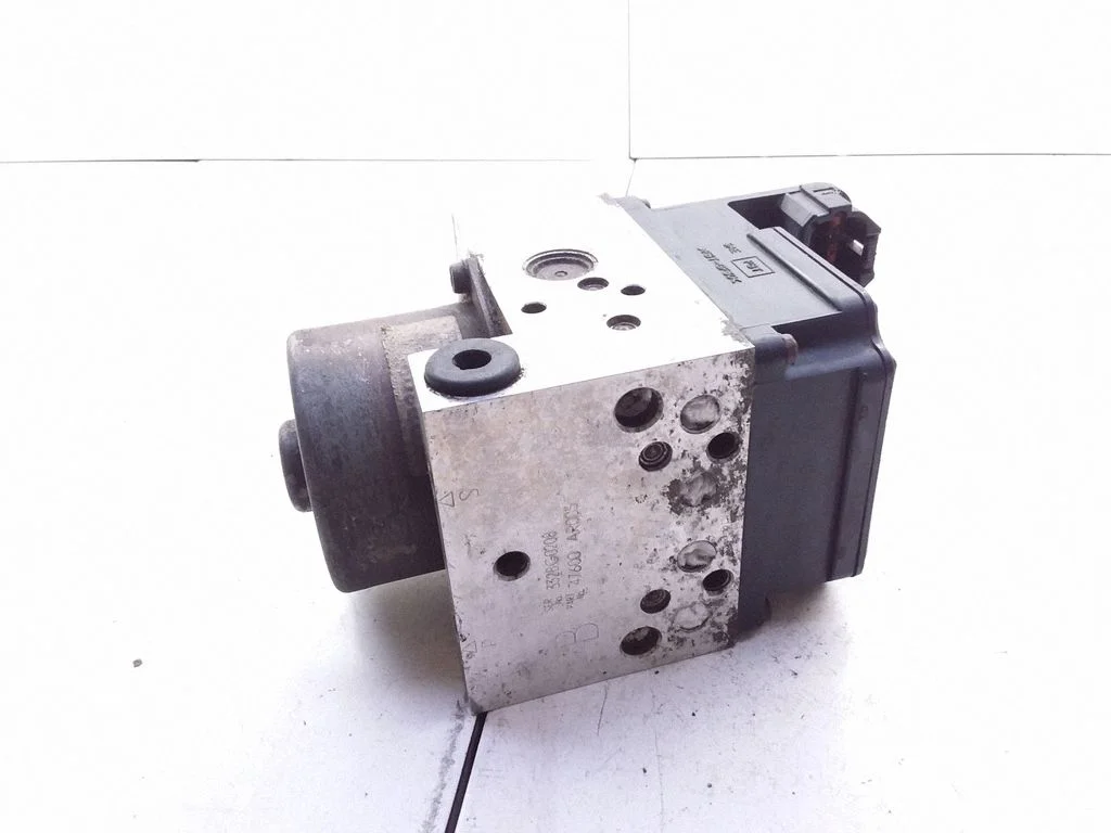 Pompa ABS – Nissan X-Trail T30 (2001-2007)