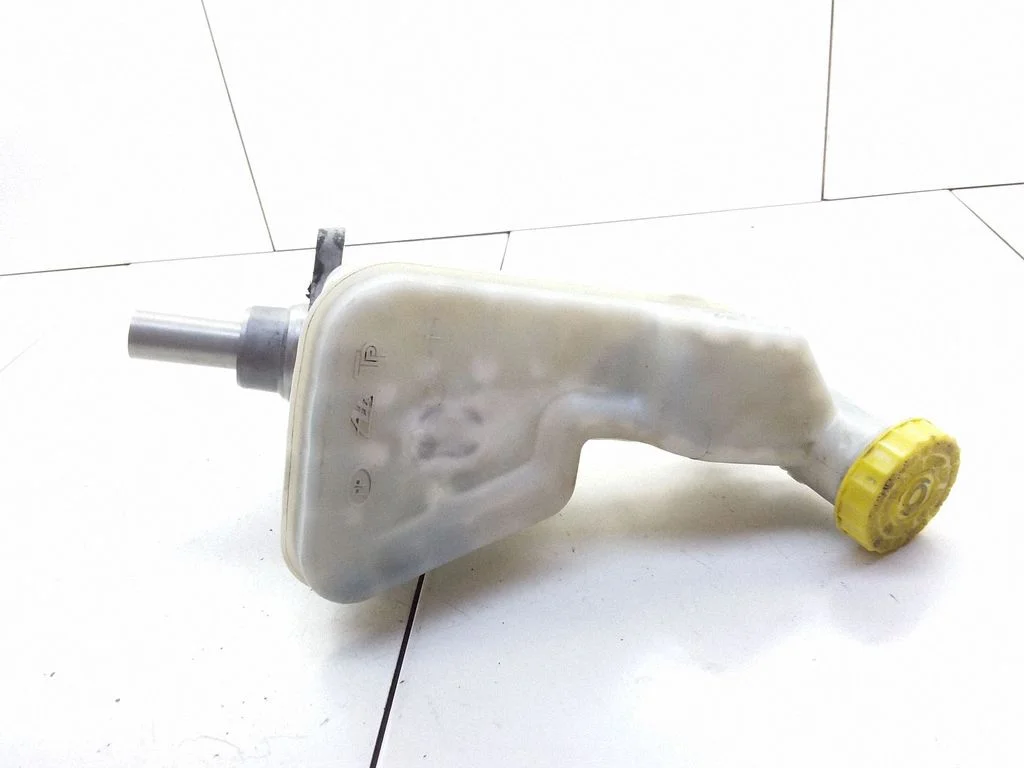 Master brake cylinder 628210008
