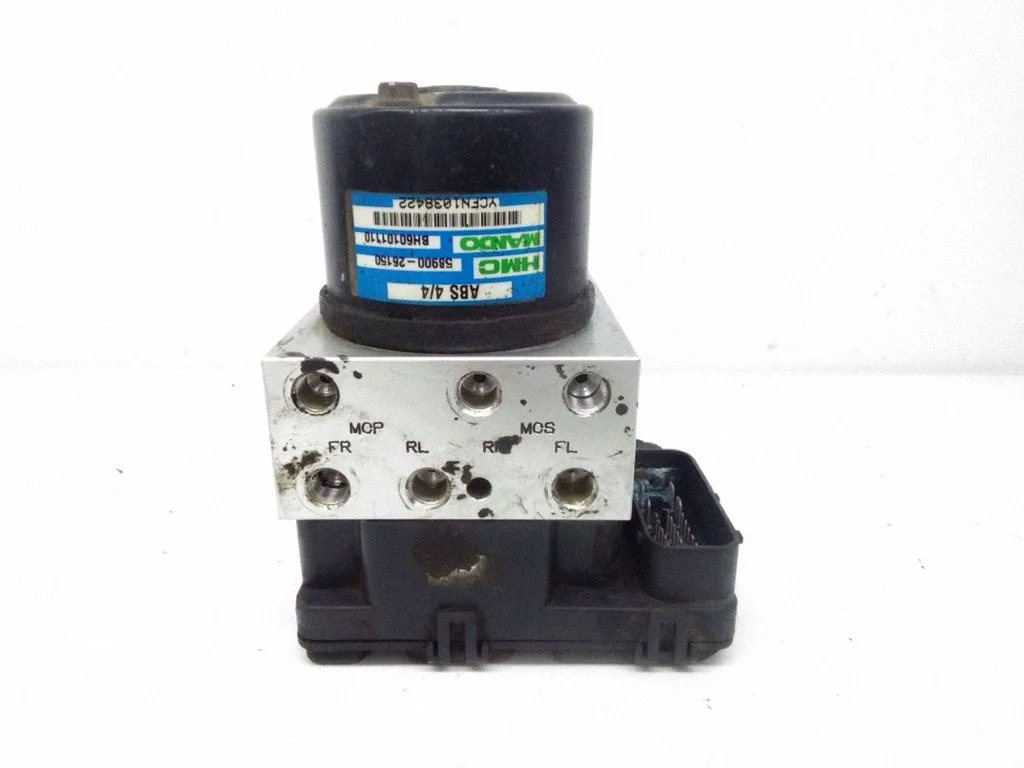 ABS block – Hyundai Santa Fe (2000-2006)
