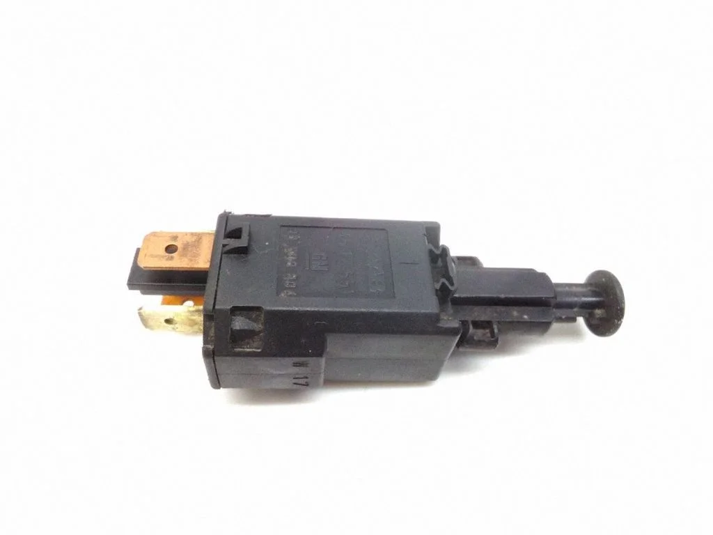 Brake pedal sensor switch – Opel Astra G (1998-2009)