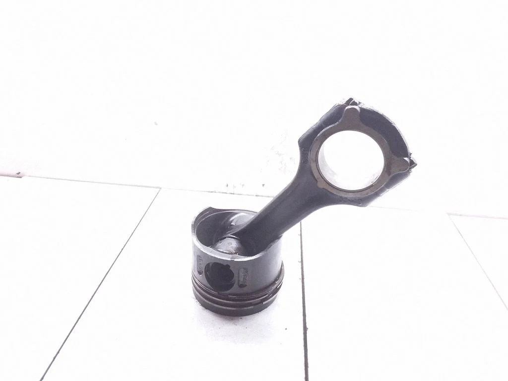 Piston – Mercedes-Benz Sprinter W906 (2006-2018)