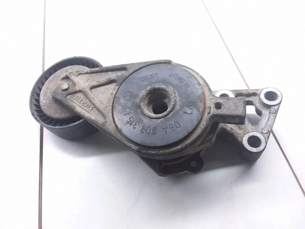 Generator/alternator belt tensioner 06A903315E
