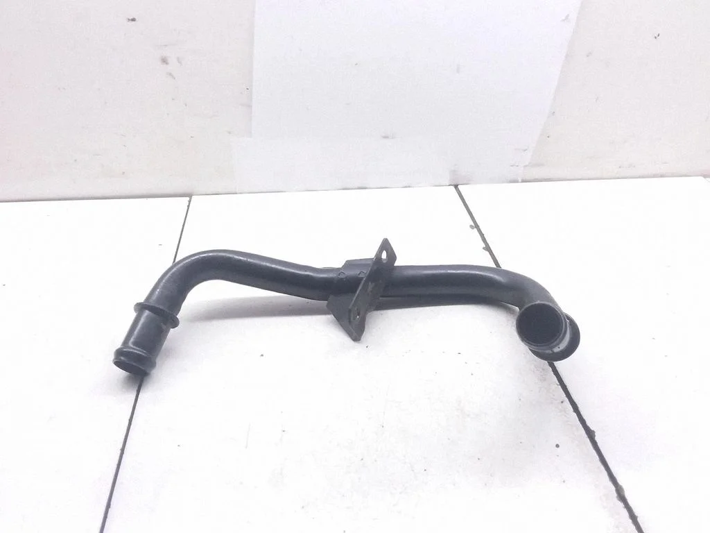 Breather hose/pipe – Volkswagen Touareg I (2002-2010)