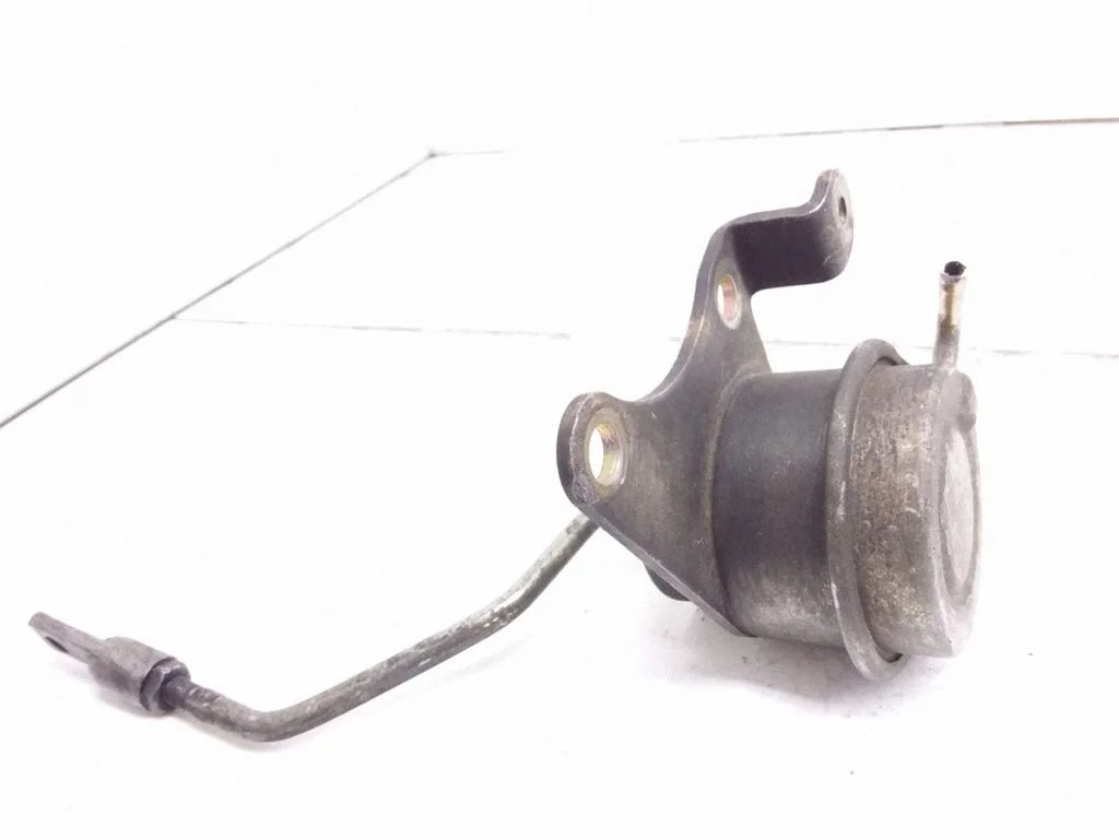 Turbo system vacuum part – Mitsubishi Space Wagon (1992-1998)