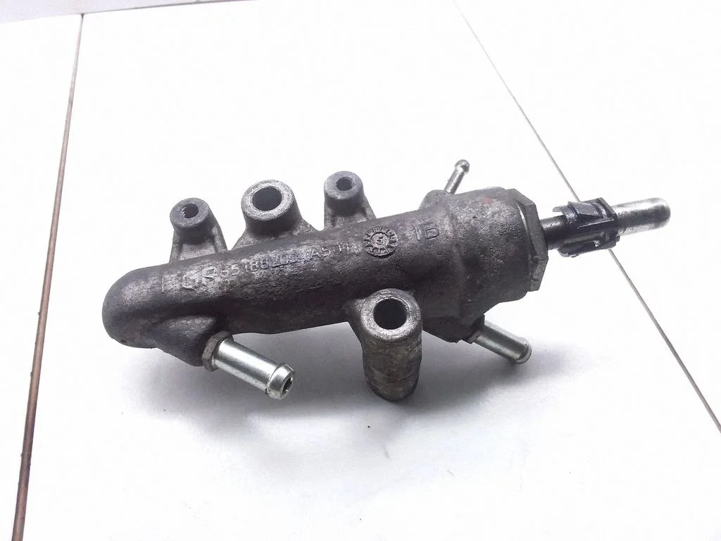 Regulator ciśnienia paliwa – Opel Astra H (2004-2012)