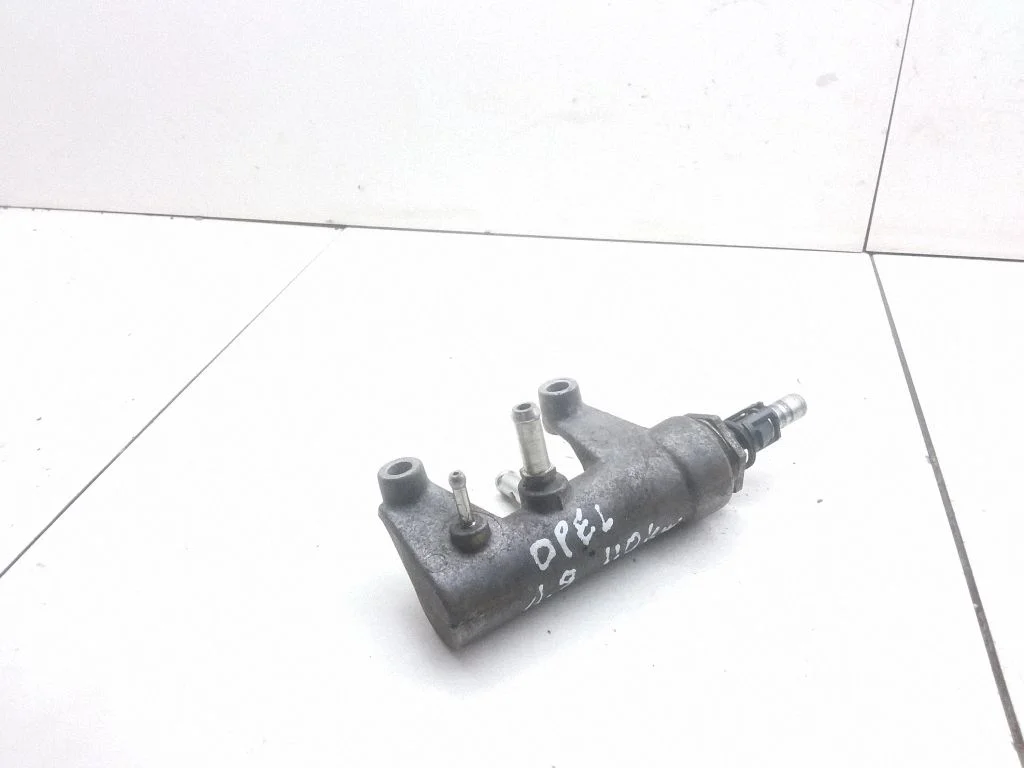 Regulator ciśnienia paliwa – Opel Astra H (2004-2012)